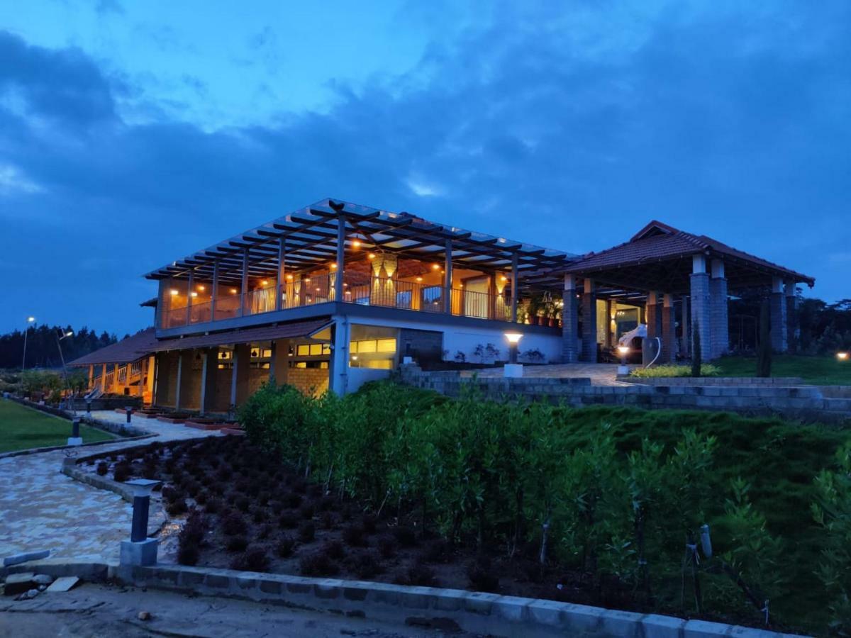 Biranji Aqua Retreat Hotel Chikmagalūr Eksteriør billede