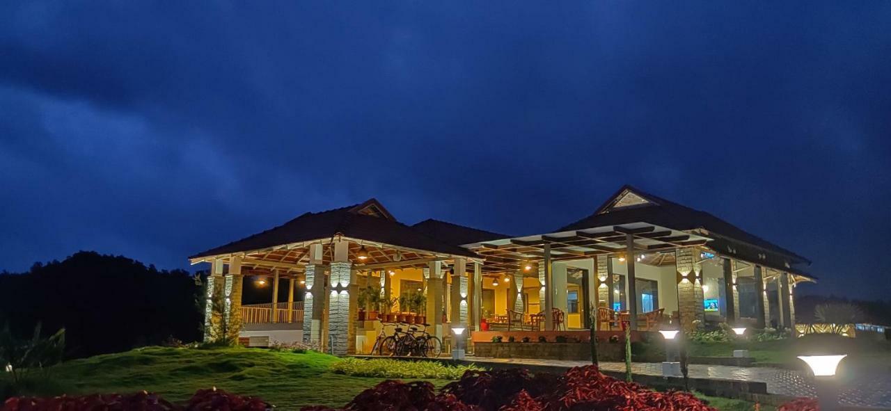 Biranji Aqua Retreat Hotel Chikmagalūr Eksteriør billede